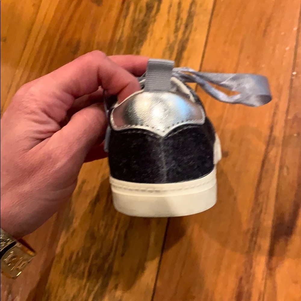 GYMBOREE sneakers - Picture 3 of 4